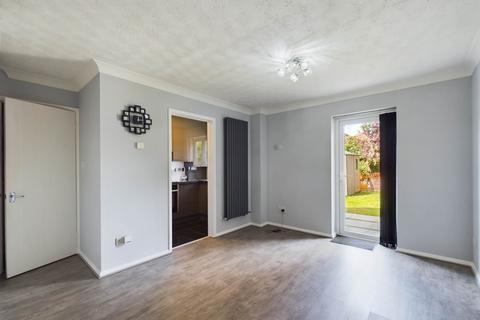2 bedroom end of terrace house for sale, Lark Vale, Aylesbury HP19