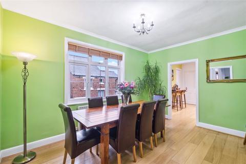 4 bedroom apartment for sale, Strickland Row, SW18