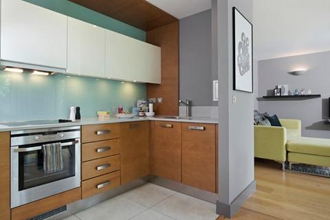 2 bedroom apartment for sale, St William's Court, Gifford Street, King's Cross, London, N1