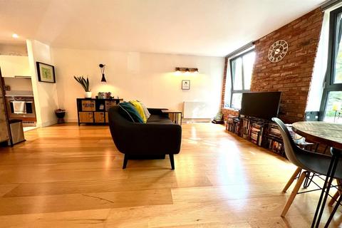 1 bedroom apartment for sale, St Williams Court, Gifford Street, Kings Cross , London, N1