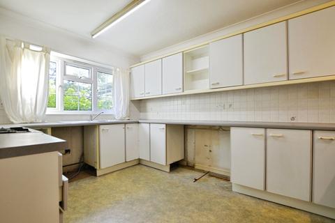 3 bedroom terraced house for sale, Belgrave Manor, Brooklyn Road, Woking, Surrey, GU22