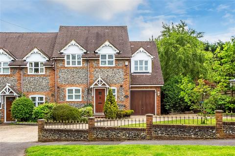 3 bedroom semi-detached house for sale, Slines Oak Road, Woldingham, Caterham, Surrey, CR3