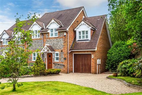 3 bedroom semi-detached house for sale, Slines Oak Road, Woldingham, Surrey, CR3