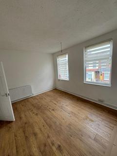 undefined, Seymour Avenue,  London, N17