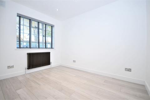 34 Ealing Village, London, W5 2LZ
