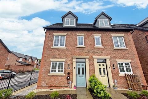 3 bedroom semi-detached house for sale, Watergate Close, Westhoughton, BL5