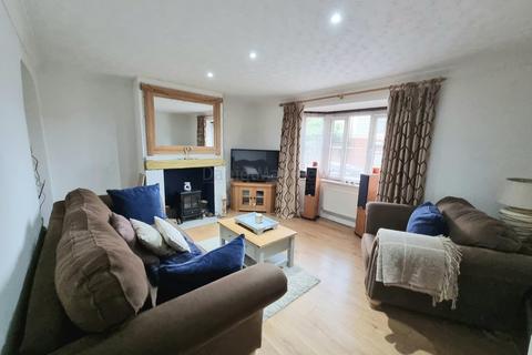 4 bedroom detached house for sale, Hollyhock Drive, Brackla, Bridgend County. CF31 2NS