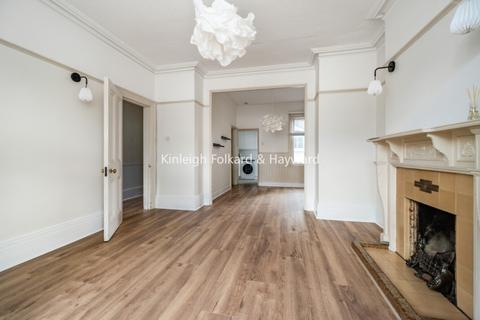 4 bedroom house to rent, Chisholm Road Croydon CR0