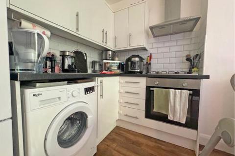 2 bedroom flat for sale, Chalford Court,  Ilford, IG2
