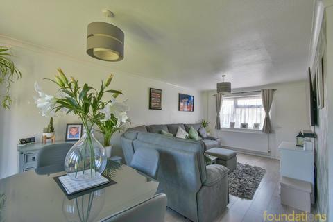 9 Gleneagles Close, Bexhill-on-sea, TN40 1UH