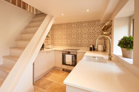 2 bedroom terraced house for sale, Pound Street, Petworth, West Sussex, GU28