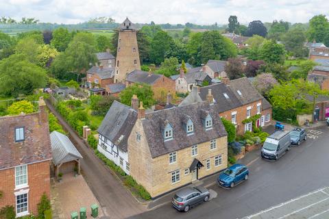 6 bedroom detached house for sale, Mill Street Harbury, Warwickshire, CV33 9HR