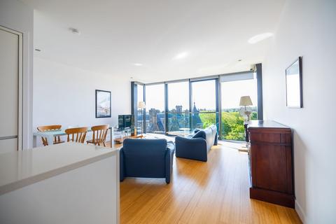 2 bedroom flat for sale, Flat 25, 24, Simpson Loan, Lauriston, Edinburgh, EH3 9GE