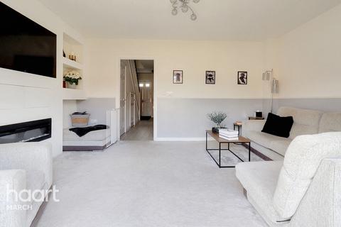 3 bedroom semi-detached house for sale, Snowdrop Way, Wimblington