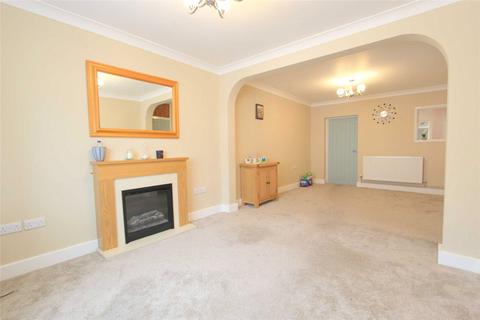 3 bedroom end of terrace house to rent, Swindon, Wiltshire SN2