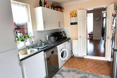 3 bedroom terraced house for sale, Parkgate Road, Watford, WD24