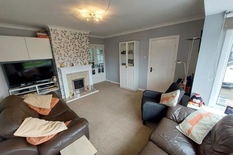 3 bedroom semi-detached house for sale, Heath Moor Drive, York YO10