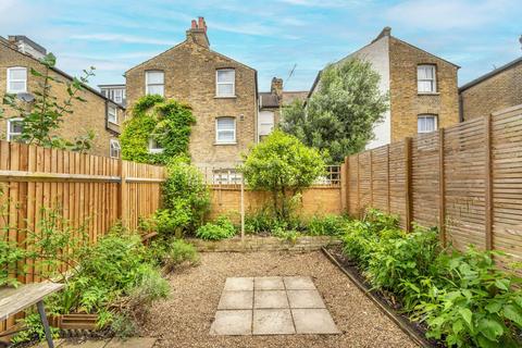 54 Belgrade Road, London, N16 8DJ
