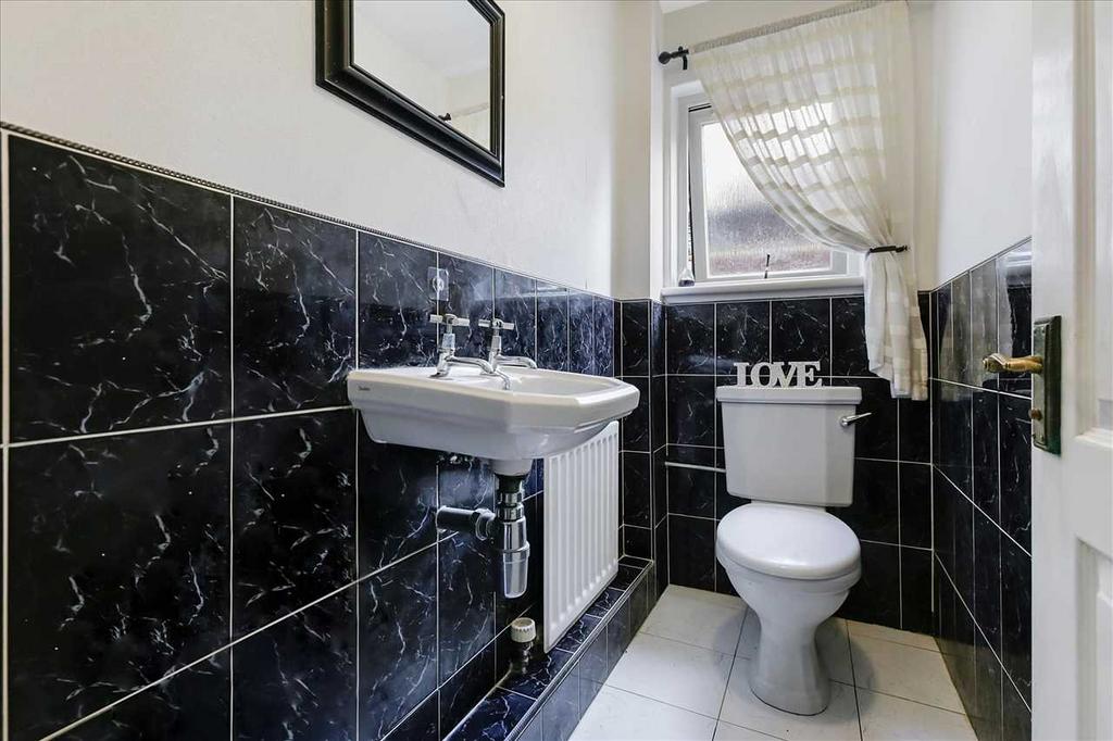 Lower Level WC