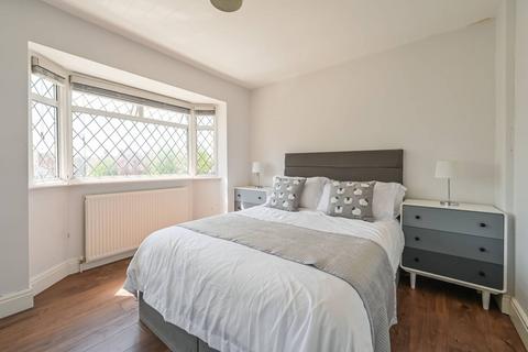 3 bedroom semi-detached house for sale, Maida Way, Chingford, London, E4