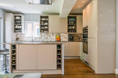 12 Maida Way, London, E4 7JL