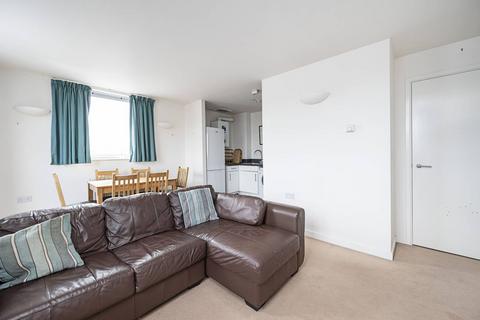 2 bedroom flat to rent, Cable Street, Wapping, London, E1W