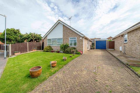 2 bedroom detached bungalow for sale, Enticott Close, Whitstable, CT5