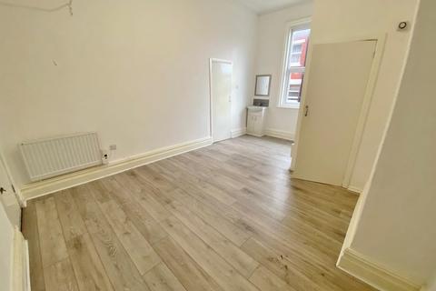 1 bedroom flat to rent, 35 Headroomgate Road, Lytham St. Annes FY8