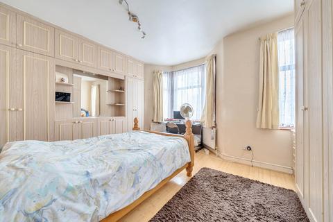 3 bedroom terraced house for sale, Ashley Road, Forest Gate E7