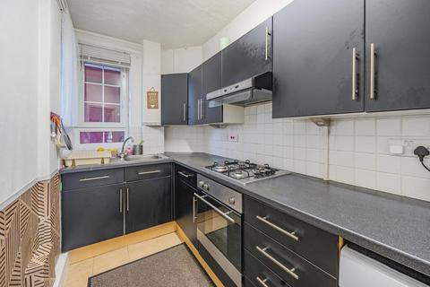 2 bedroom flat for sale, Manciple Street, Borough