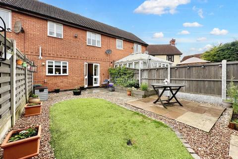 3 Box Close, Laindon, Basildon, SS15 4AG