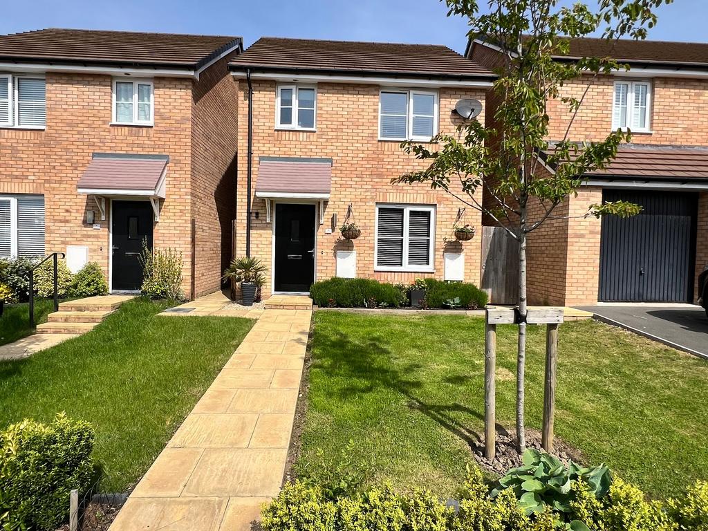 Railway Road, Rhoose, CF62 3 bed detached house - £274,000