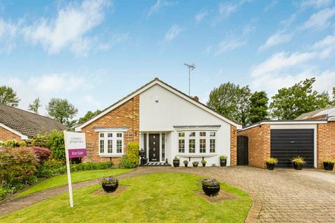 3 bedroom detached bungalow for sale, The Ryde, Hatfield, AL9