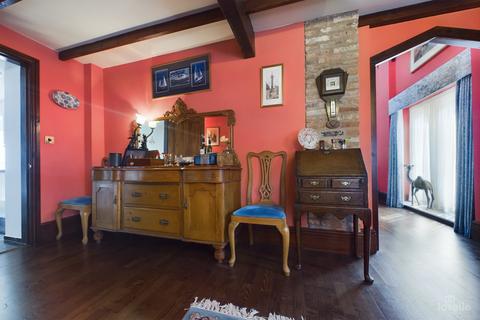 Willow Lodge Barton Street, Barrow-upon-humber, DN19 7AR