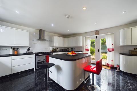 Willow Lodge Barton Street, Barrow-upon-humber, DN19 7AR