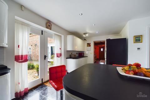 Willow Lodge Barton Street, Barrow-upon-humber, DN19 7AR