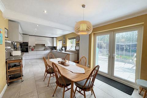23 Godolphin Close, Eccles, Manchester, M30 9EW