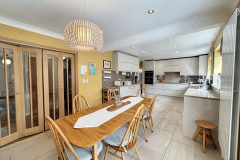 23 Godolphin Close, Eccles, Manchester, M30 9EW