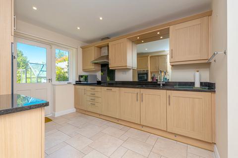 2 bedroom end of terrace house for sale, Castleview, Church Street, Amberley, West Sussex