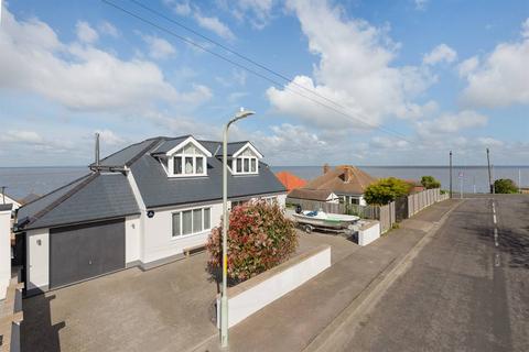 4 bedroom detached house for sale, Harcourt Drive, Herne Bay