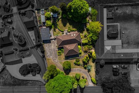 3 bedroom bungalow for sale, Longdale Lane, Ravenshead, Nottingham, NG15