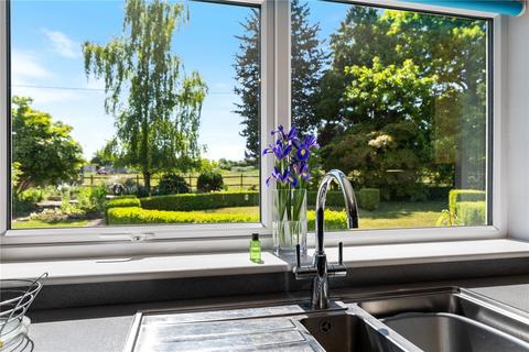3 bedroom bungalow for sale, Longdale Lane, Ravenshead, Nottingham, NG15