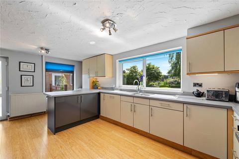 3 bedroom bungalow for sale, Longdale Lane, Ravenshead, Nottingham, NG15