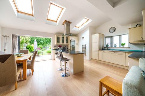 42 Bushey Road, Croydon, CR0 8EU