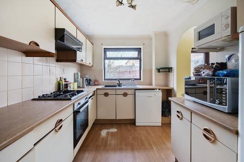 16 Chine Close, Locks Heath, Southampton, SO31 6WA