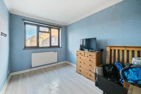 16 Chine Close, Locks Heath, Southampton, SO31 6WA