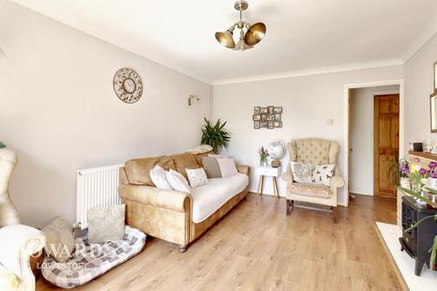 80 Cranesbill Road, Lowestoft, NR33 7EE