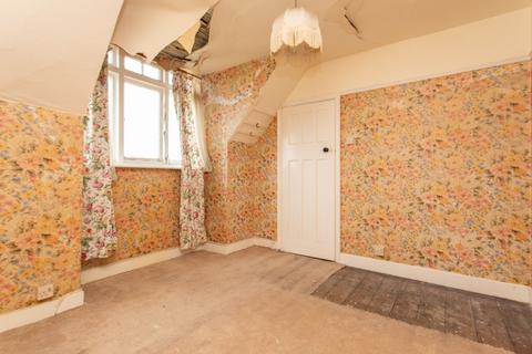 22 Pier Avenue, Whitstable, CT5 2HQ