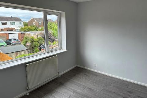 3 bedroom end of terrace house to rent, Danes Road,  Bicester,  OX26