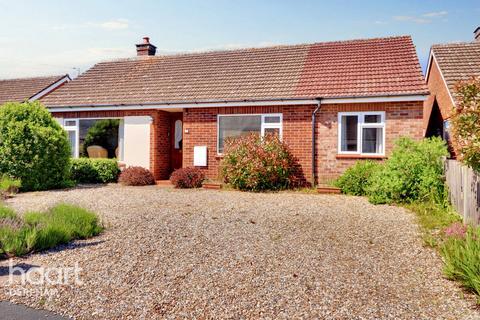 3 bedroom detached bungalow for sale, Smithtyne Avenue, Dereham